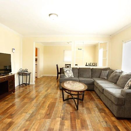 Cozy Retreat For Your Upcoming Trip Knoxville Eksteriør billede